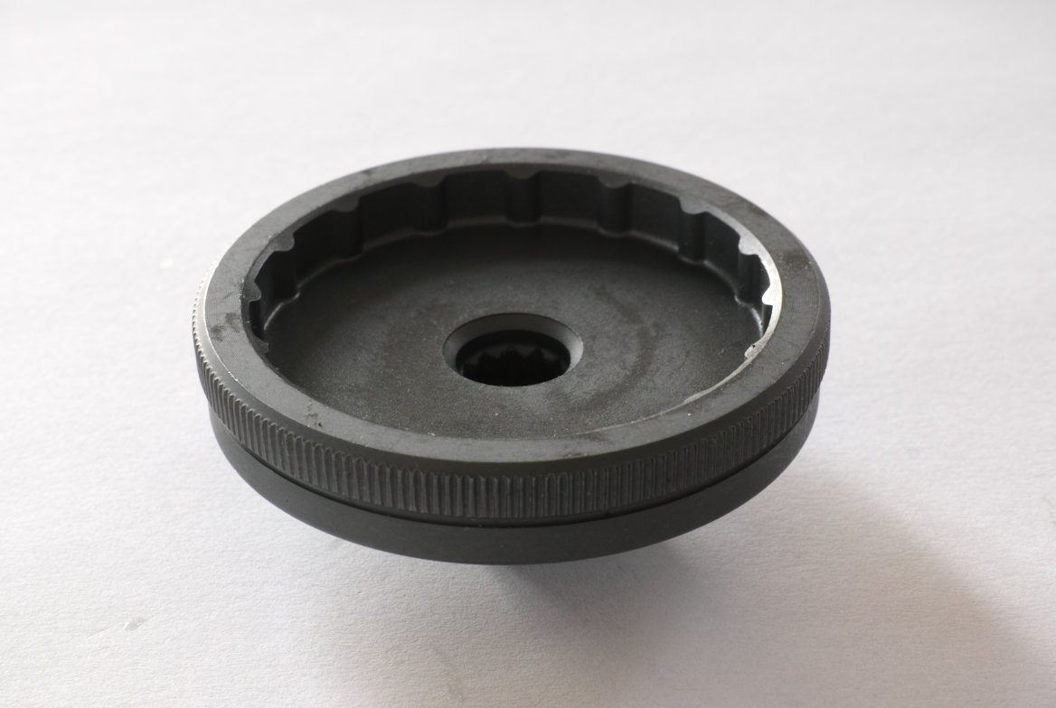 Outil pour boitier de pédalier Shimano Hollowtech II, équivalent TL-FC32 ou TL-FC33.