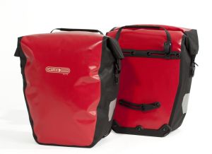 Sacoche de vlo Ortlieb Back Roller City de couleur rouge.