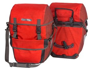 chili Sacoche de vélo Ortlieb Bike Packer Plus de couleur rouge chili.