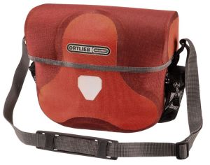 Sacoche de guidon Ortlieb Ultimate Plus de couleur salsa.