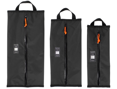 Jeu de 3 sacs de rangement pour le voyage Restrap Travel Pack.