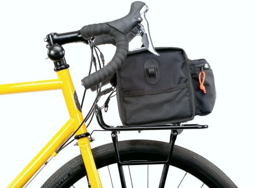 Sacoche pour porte-bagages avant Restrap Rando Bag.