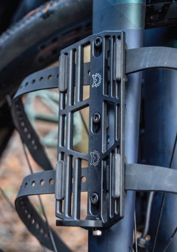 Porte-bidon Revelate Design Tarsier Cargo Cage.