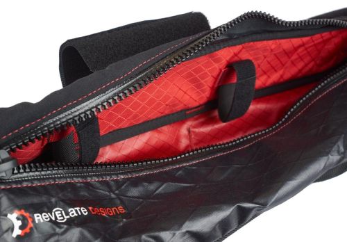 Sacoche de bikepacking Revelate Design Tangle Frame Bag.