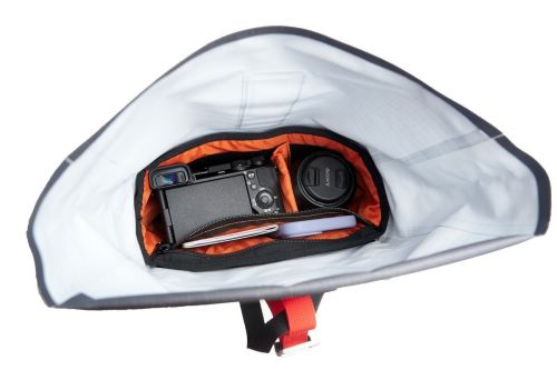 Poche Revelate Designs Egress Pocket.