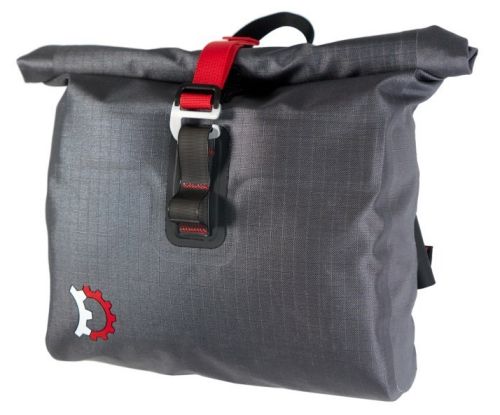 Poche Revelate Designs Egress Pocket.