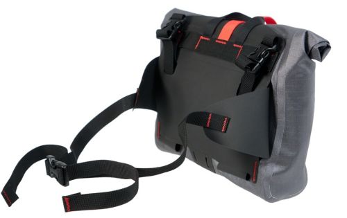 Poche Revelate Designs Egress Pocket.