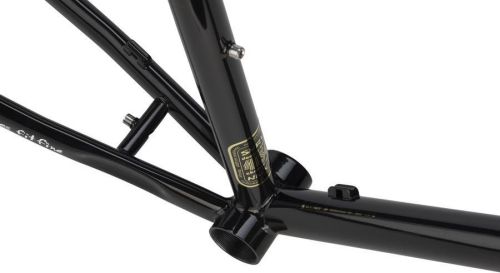 Kit cadre Surly Disc Trucker Hi-Viz Black (boitier de pédalier)