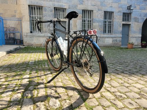 Gravel de voyage Cyclo-randonne.