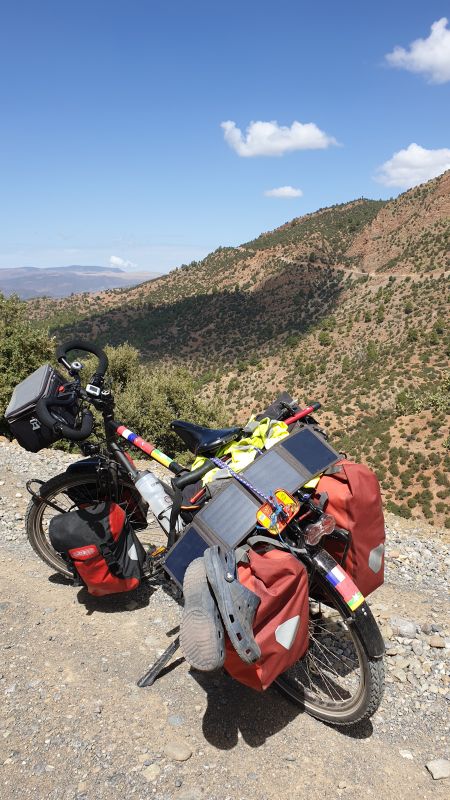 Vlo Cyclo-randonne avec sacoches Ortlieb