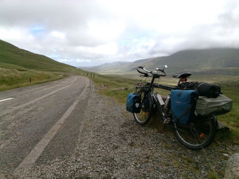 Vlos de voyage Surly Long Haul Trucker (LHT) avec sacoches Ortlieb